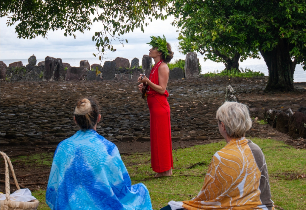 Visite du Marae Taputapuatea